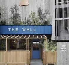【ホテル情報】THE WALL HOTEL